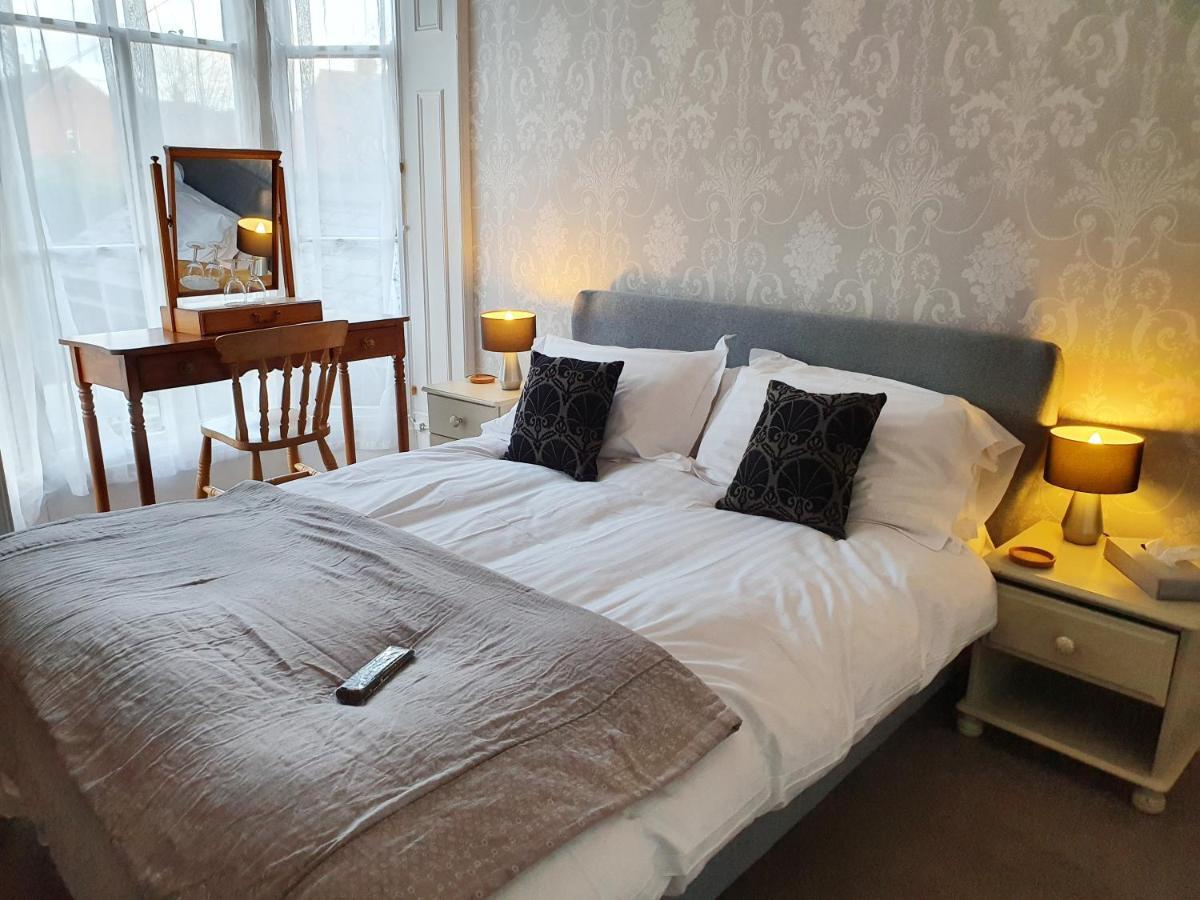 Holmwood House Guest Accommodation York Exterior photo