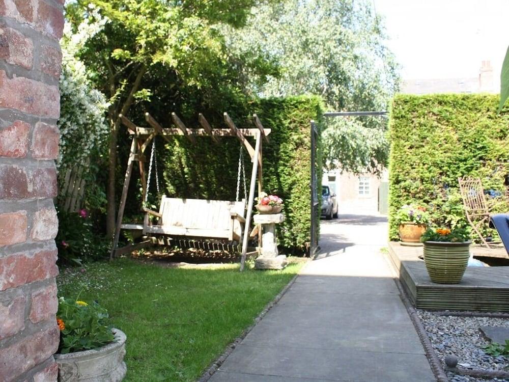 Holmwood House Guest Accommodation York Exterior photo
